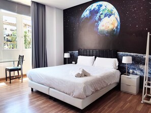 Superior Double Room, 1 King Bed, City View | In-room safe, free WiFi, bed sheets - Flats Friends Plaza de la Reina (Valencia)