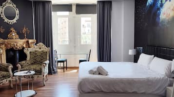 Coffres-forts dans les chambres, Wi-Fi gratuit, draps fournis