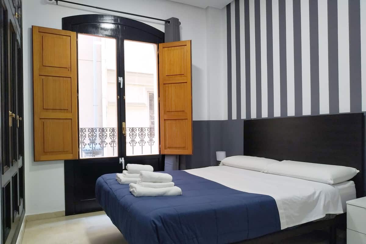 Basic Double Room, 1 Double Bed