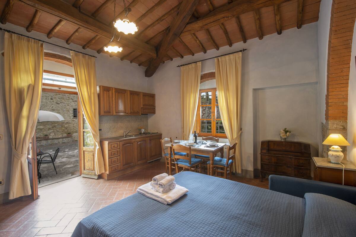 Comfort Apartment, 1 Bedroom, Non Smoking, Pool View | 1 bedroom, in-room safe, desk, blackout curtains