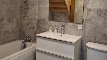Apartamento exclusivo, baño privado | Baño