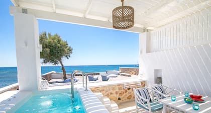 Aegean Melody Suites & Villa