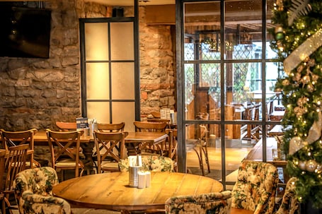 Bar (en la propiedad)