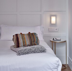 Phòng Superior, hiên | Minibar, két bảo mật tại phòng, bàn, phòng cách âm 