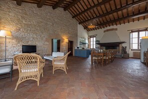 Fireplace - Villa Sofia - Homelike Villas (Amelia)
