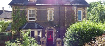 Ryvington Apartments