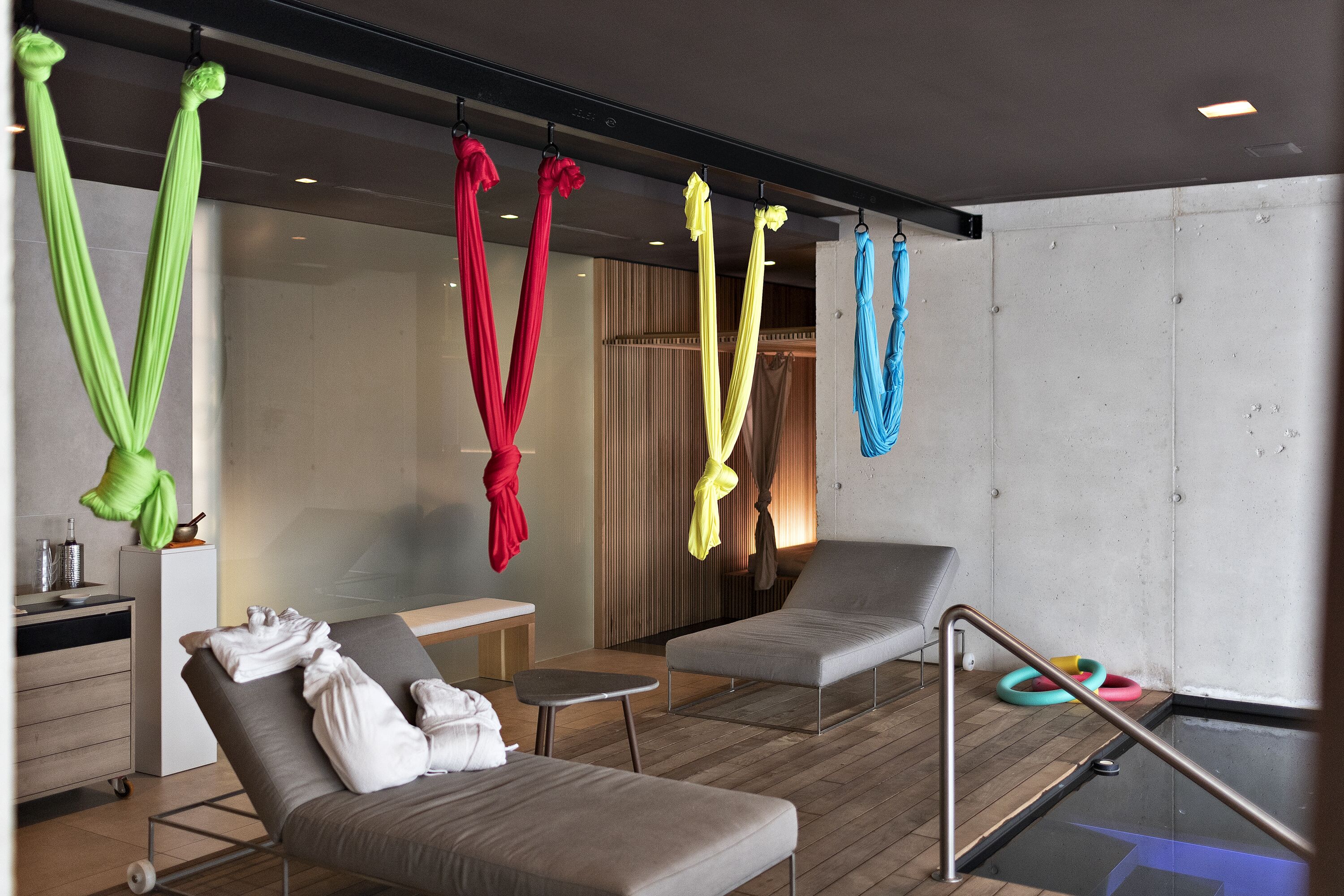 couples treatment room(s), sauna, hot tub, steam room