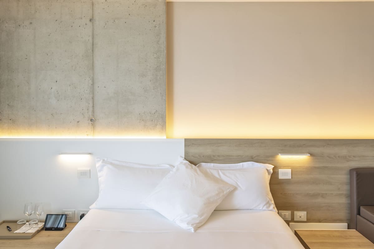 1 bedroom, premium bedding, down duvets, memory-foam beds