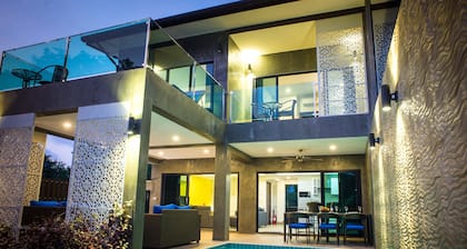 The Pearl Luxury Pool Villas