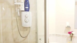 Apartment | Badezimmer