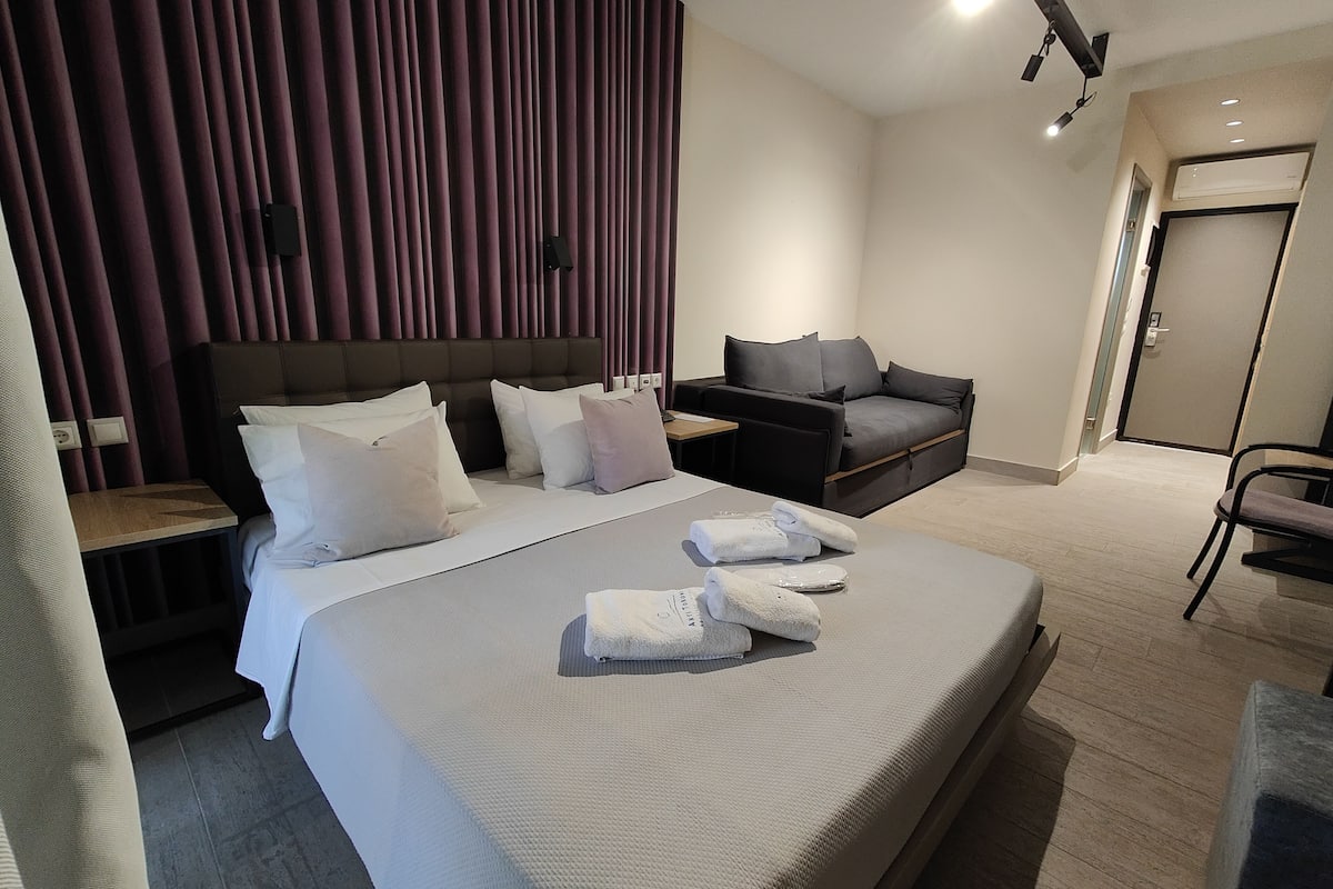 2 habitaciones, ropa de cama de alta calidad y minibar