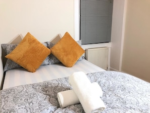 Departamento | Tabla de planchar con plancha, wifi gratis y ropa de cama 