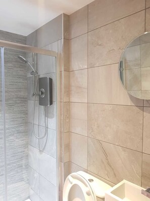 Apartment | Bathroom