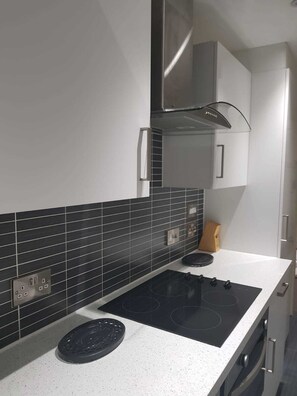 Leilighet | Eget kjøkken | Kjøleskap, mikrobølgeovn, ovn og kaffetrakter/tekoker