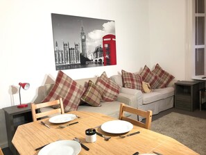 Apartment | Living area