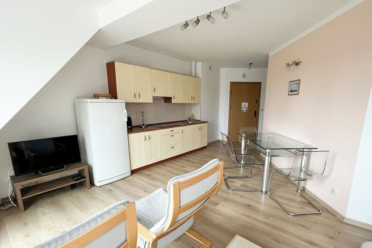 Standard-Apartment, 2 Schlafzimmer | Eigene Kochnische | Kühlschrank, Herdplatte, Wasserkocher mit Kaffee-/Teezubehör