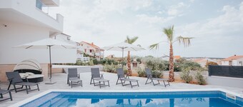 Pool Villas Aldura