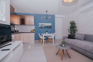 Appartement Supérieur, 1 chambre, patio (A2) | Coin séjour