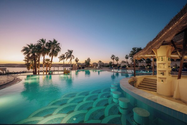 2 outdoor pools, sun loungers - Seti Abu Simbel Lake Resort (Abu Simbel)