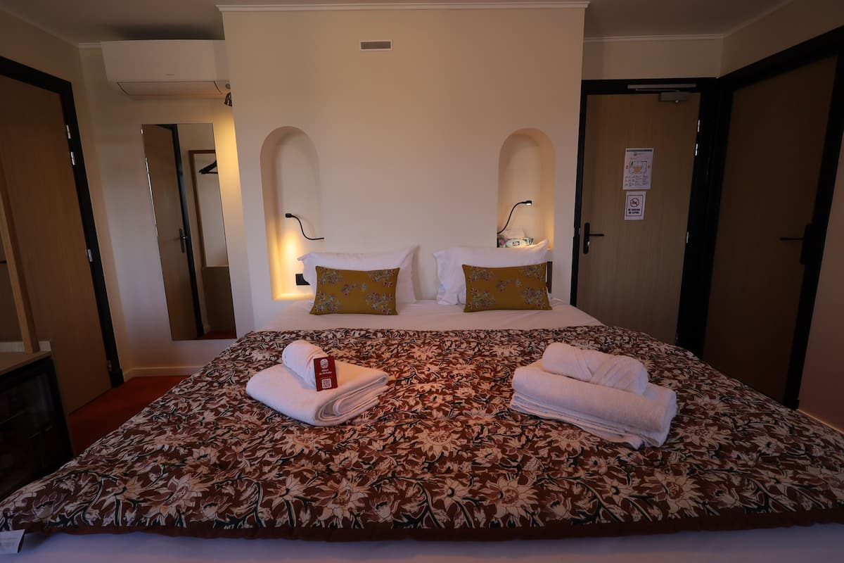 Deluxe Double Room | Premium bedding, individually decorated, individually furnished, desk