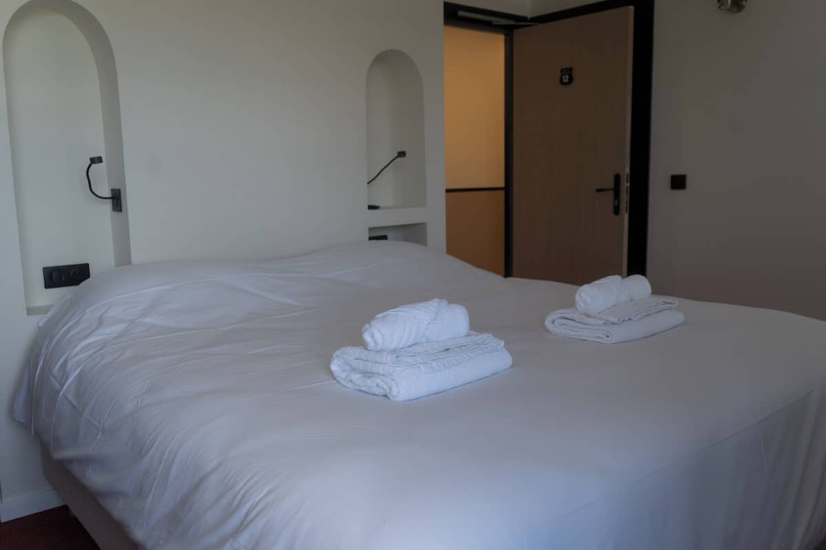 Superior Double Room | Premium bedding, individually decorated, individually furnished, desk