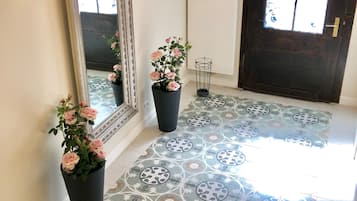 Nội thất lối vào