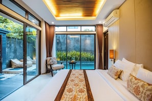 別墅, 2 間臥室 (TWO BEDROOM KING VILLA WITH PRIVATE P) | 迷你吧、客房內保險箱、書桌、折疊床/加床