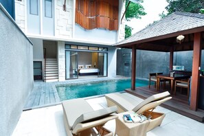 Two Bedroom Private Pool Villa with Gazebo | Minibar, in-room safe, desk, rollaway beds - La Paradis Villa (Canggu)