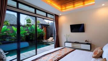 Minibar, in-room safe, desk, rollaway beds