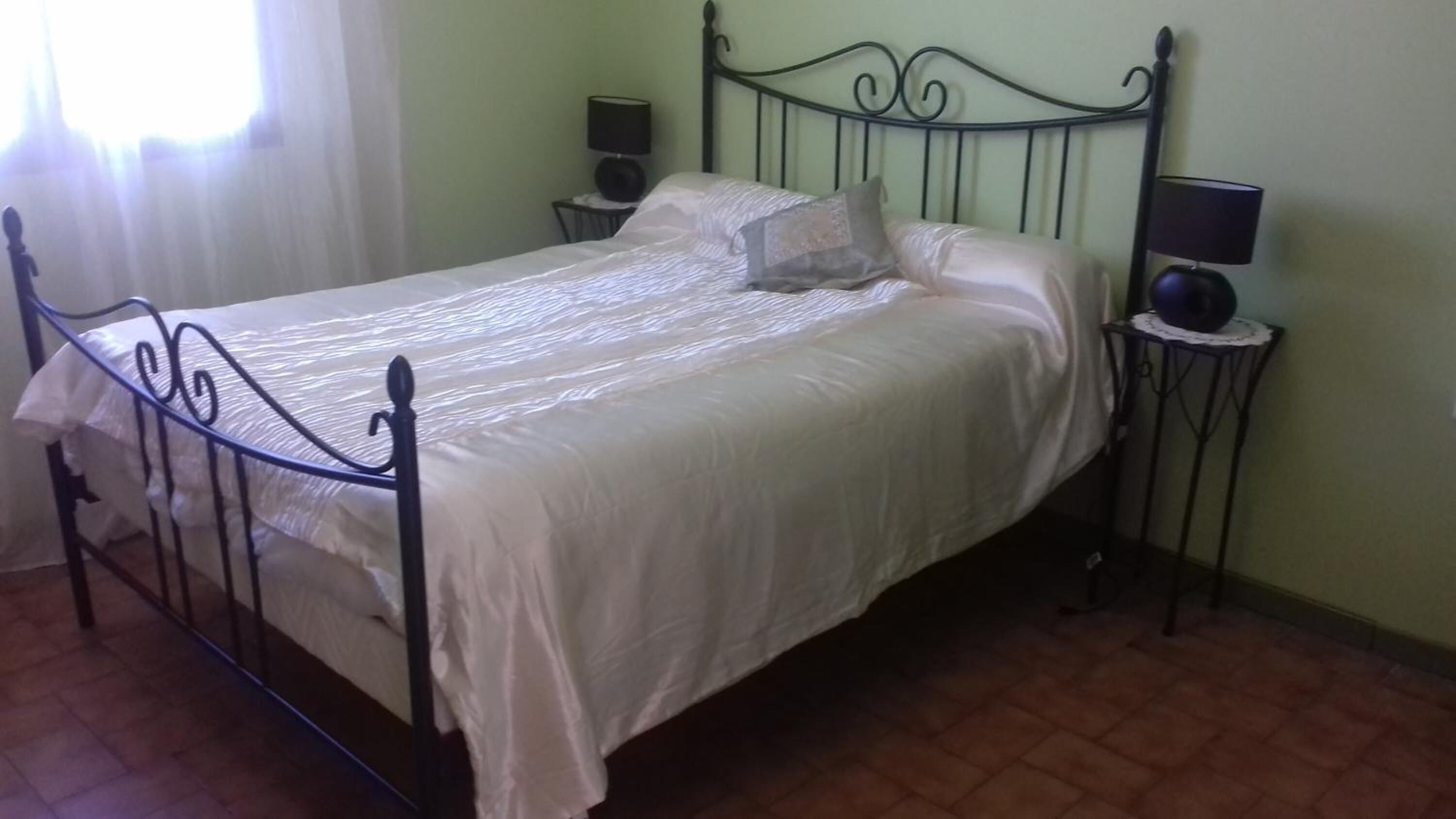 individually decorated, individually furnished, desk, blackout curtains