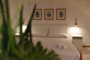 Apartment, 1 Bedroom | Peralatan tempat tidur hipoalergenik, gebar bulu kapas 