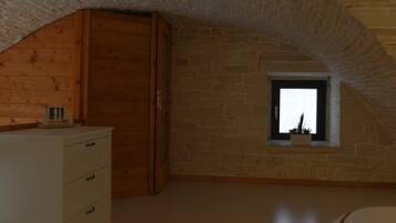 Apartment, 1 Bedroom | Room amenity