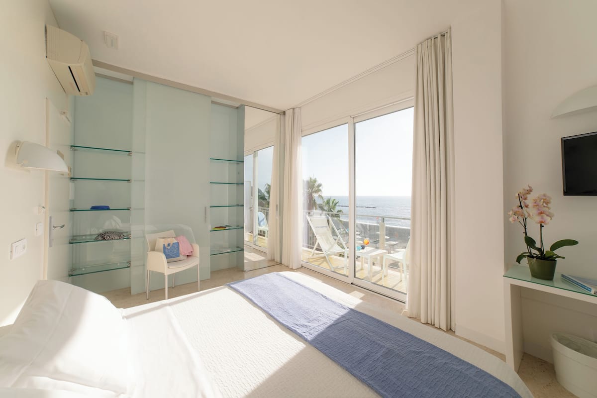 Panoramic Double or Twin Room, Balcony, Sea View | Premium bedding, minibar, in-room safe, free WiFi