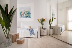 Premium bedding, minibar, in-room safe, free WiFi