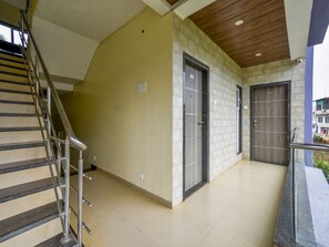 Hallway - Treebo Prince Palace (Mahabaleshwar)