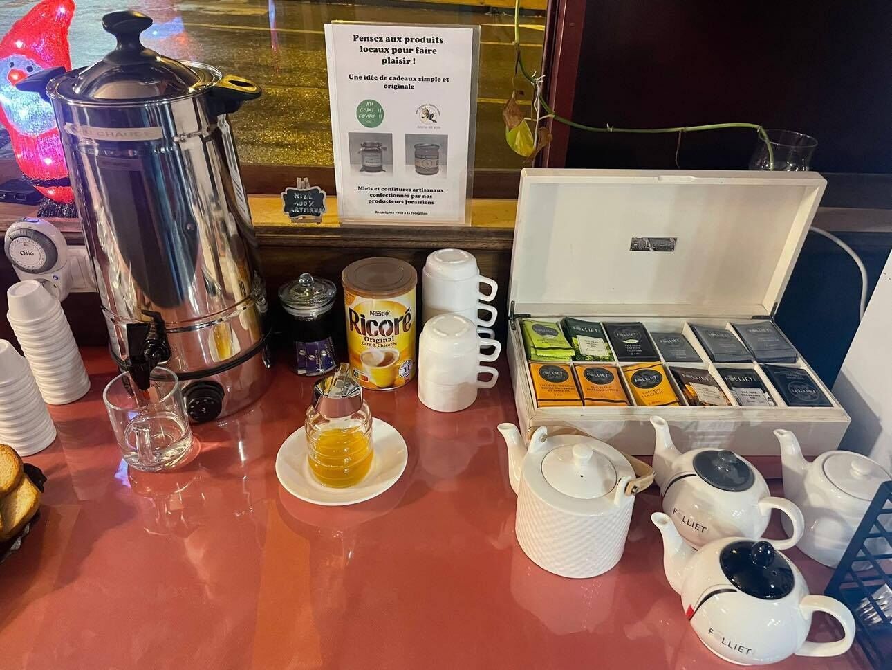 daily buffet breakfast (eur 13 per person)