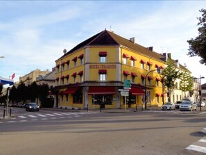 Fachada de la propiedad