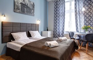 Studio (1 Hyacinth) | 1 bedroom, iron/ironing board, free WiFi, bed sheets - Grace Apartments (Kraków)