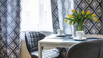 Studio (1 Hyacinth) | Living area | Flat-screen TV