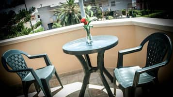 Chambre Triple | Balcon