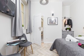 Basic Studio (1)