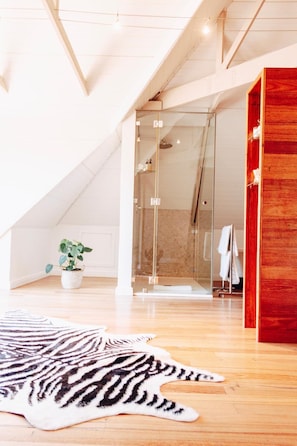 Flat-screen TV - Die Laan 40 (Stellenbosch)