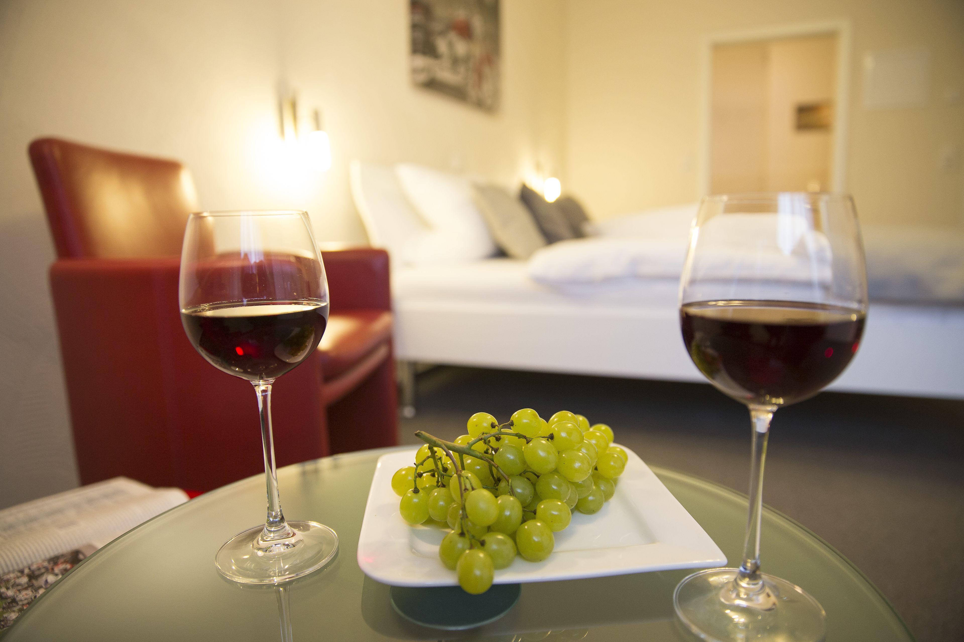 standard double room | hypo-allergenic bedding, desk, blackout curtains, soundproofing