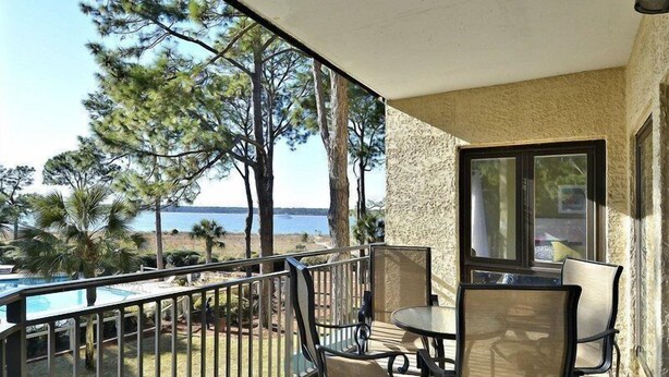 Balcony - Beachside Tns 1869 (Hilton Head Island)