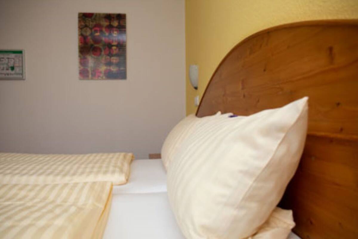 Quarto solteiro | Wi-Fi de cortesia