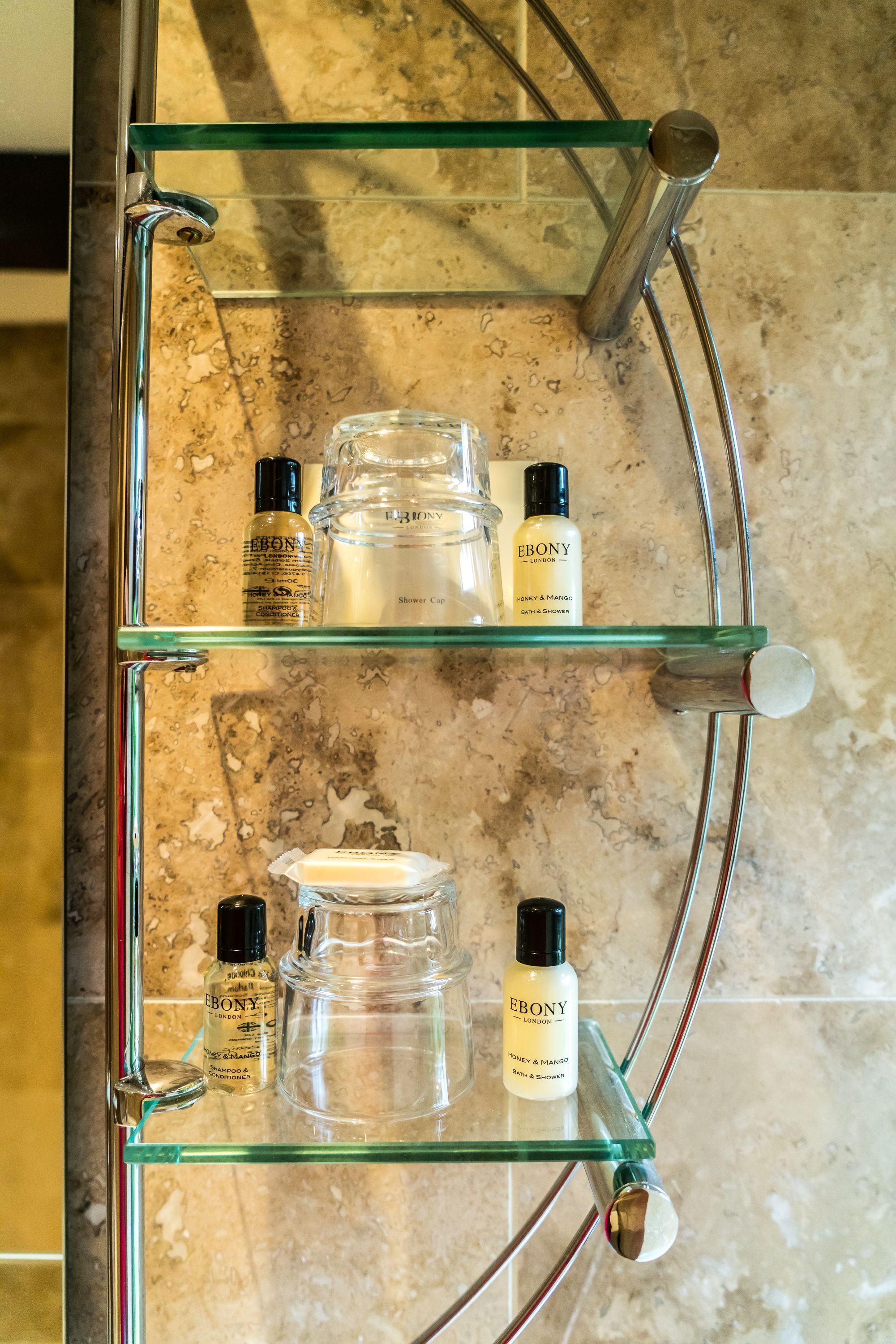 Bathroom amenities