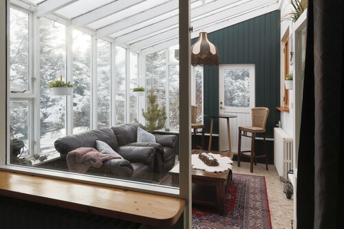 The Apartment - Öbbuhús