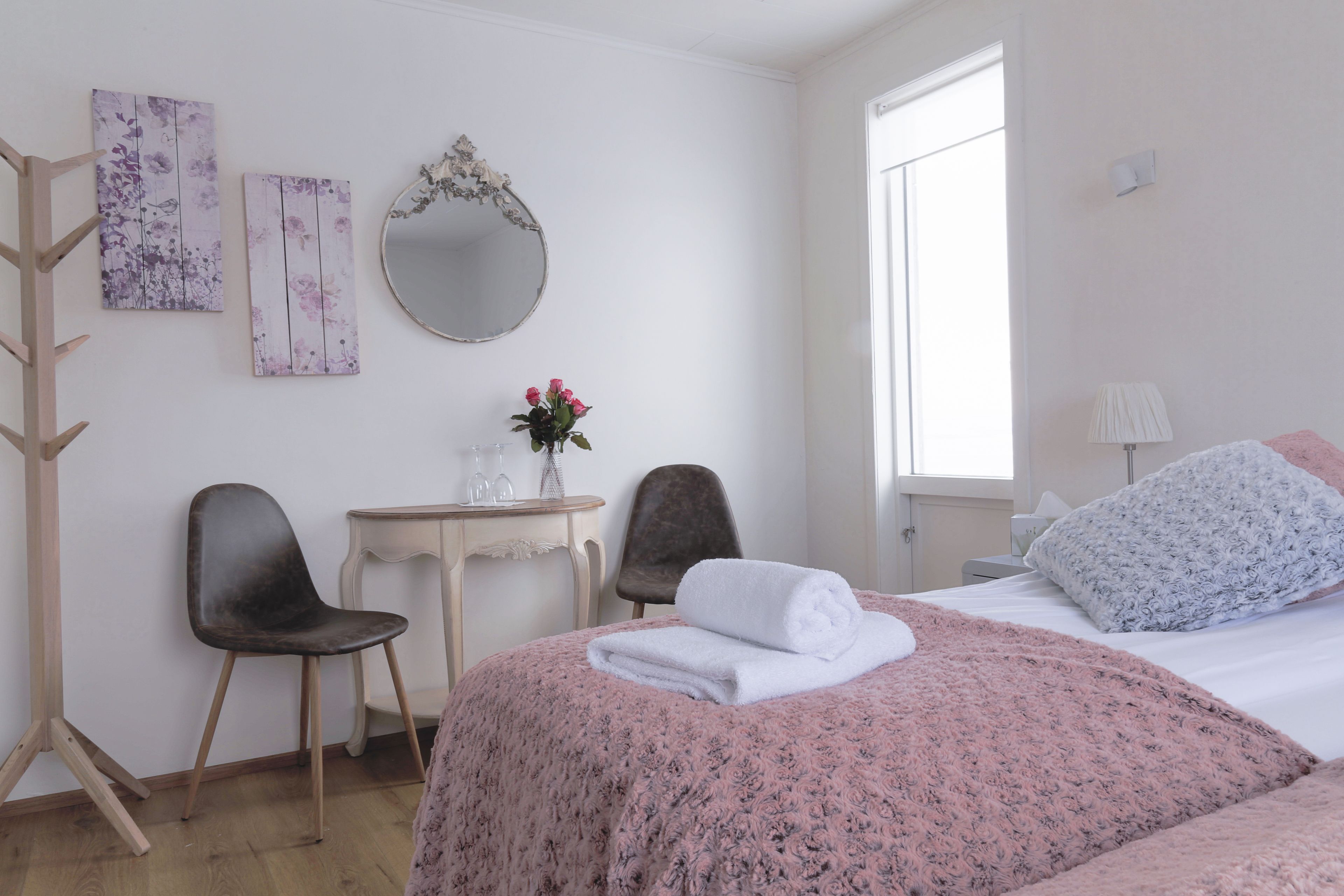 apartment, 2 bedrooms | blackout curtains, free cots/infant beds, free wifi, bed sheets