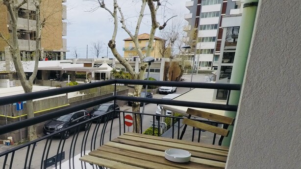 Kamar Triple | Balkon