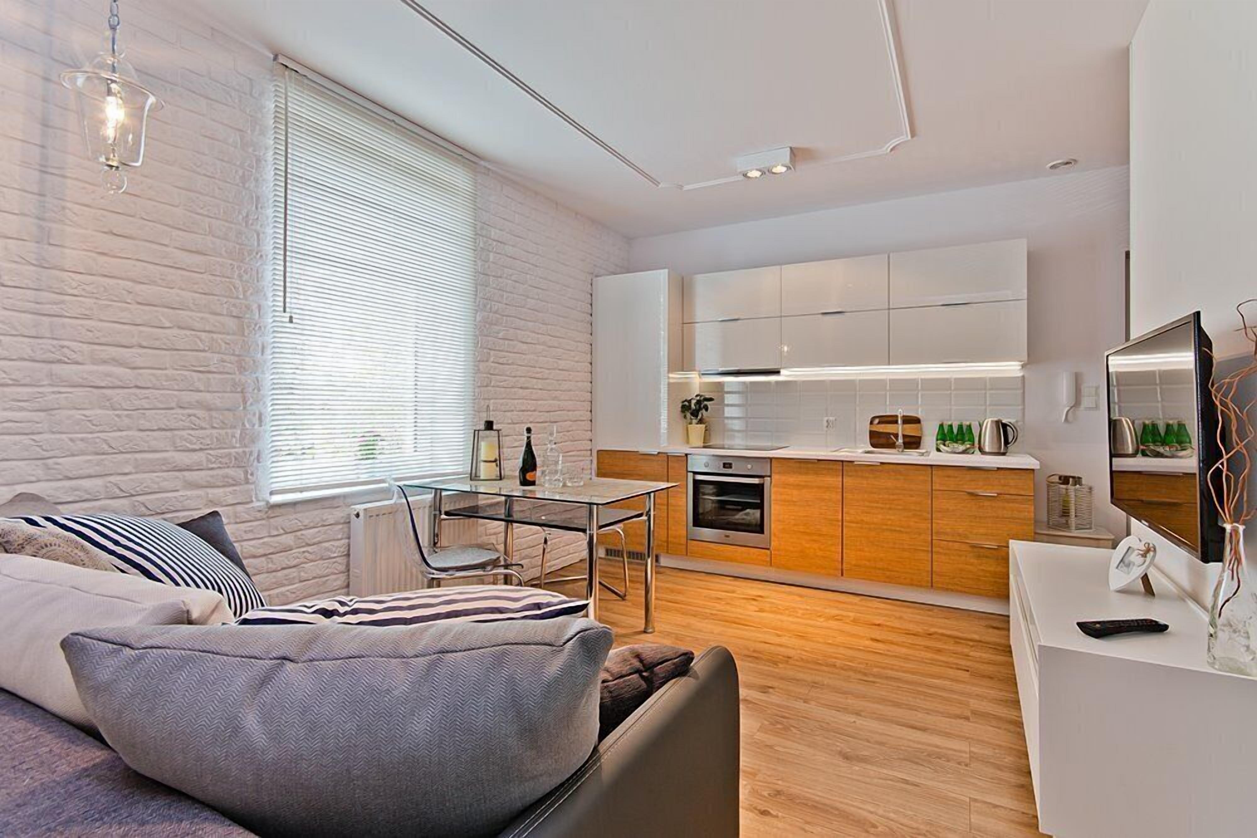 Apartment | Living area | Flat-screen TV